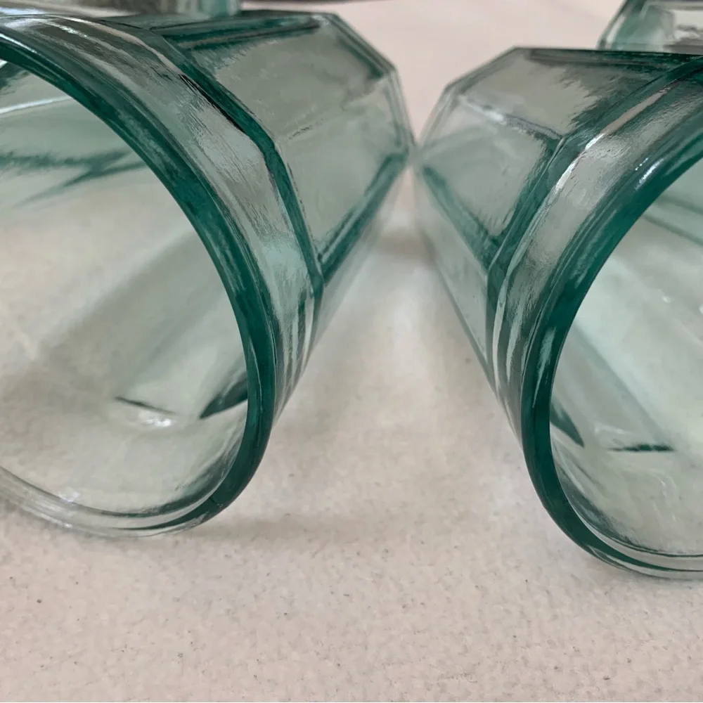 Set of 4 drinking glasses